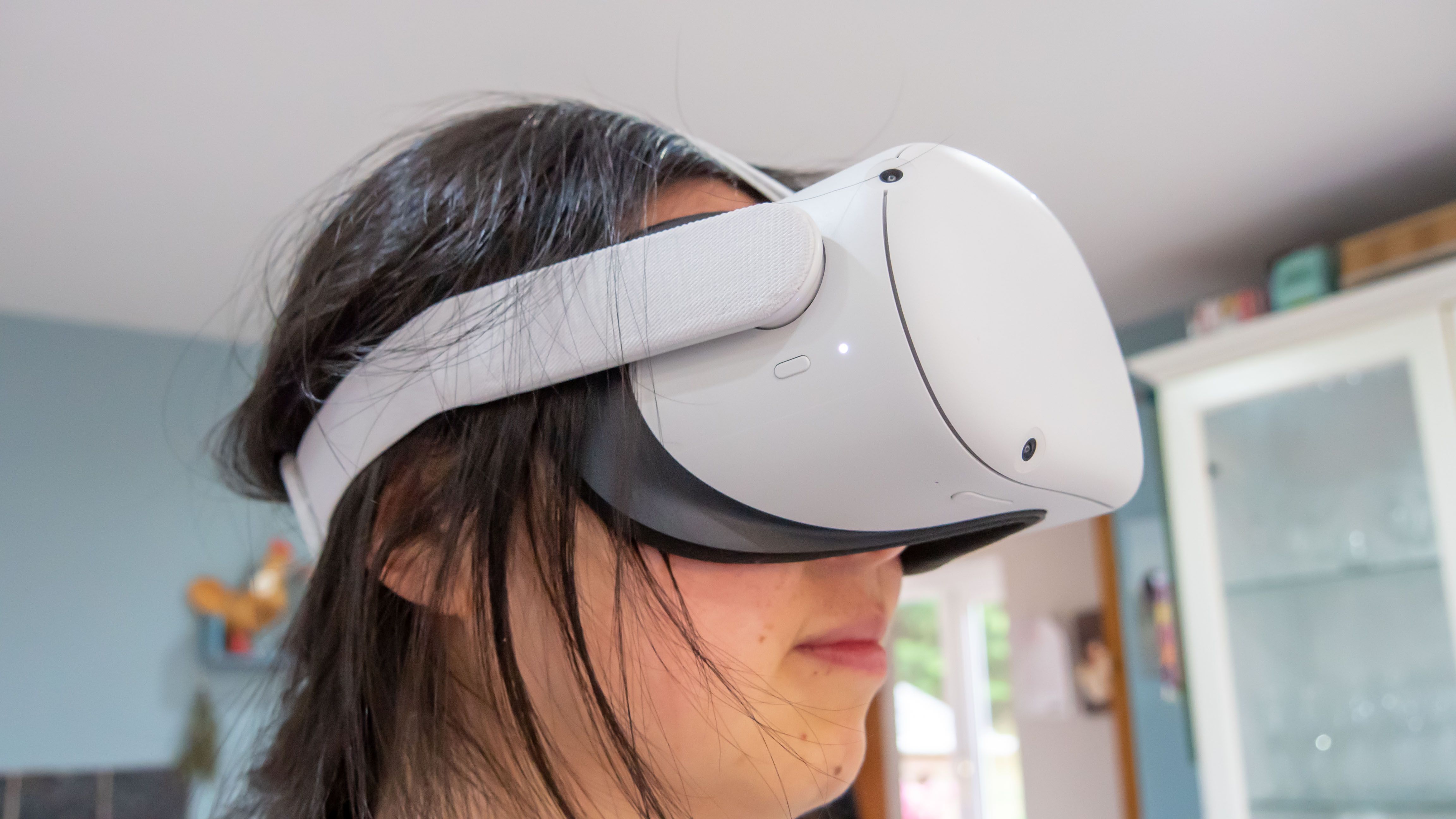 oculus quest headset lower - Recensione di Oculus Quest 2: il miglior auricolare per tutti